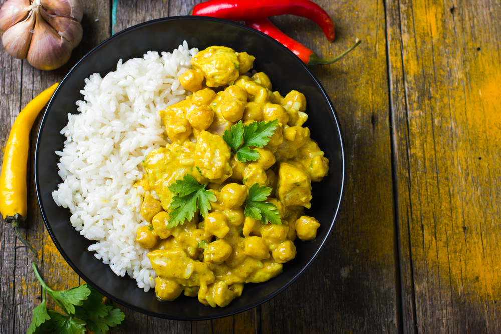 Spicy,Chicken,And,Chickpeas,Curry,And,Rice,,Top,View