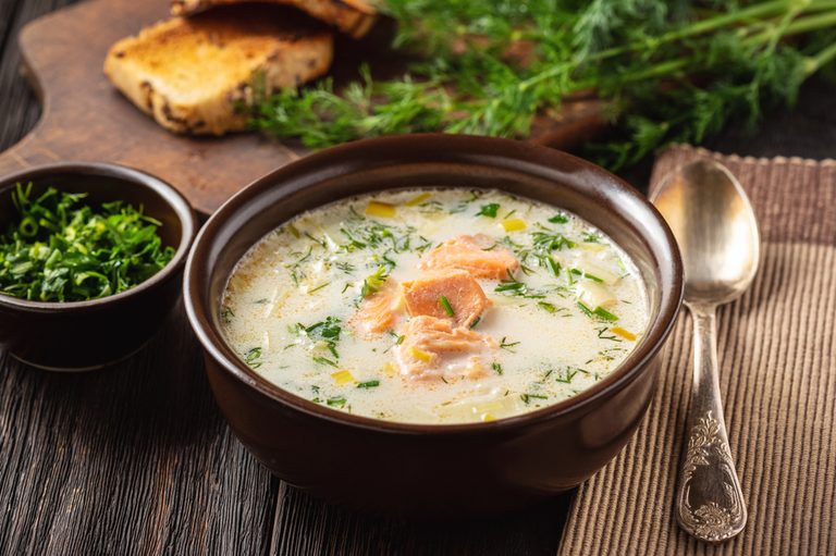 Rezept: Apfel-Lauch-Suppe mit Lachs: Den Suppenlöffel bitte!