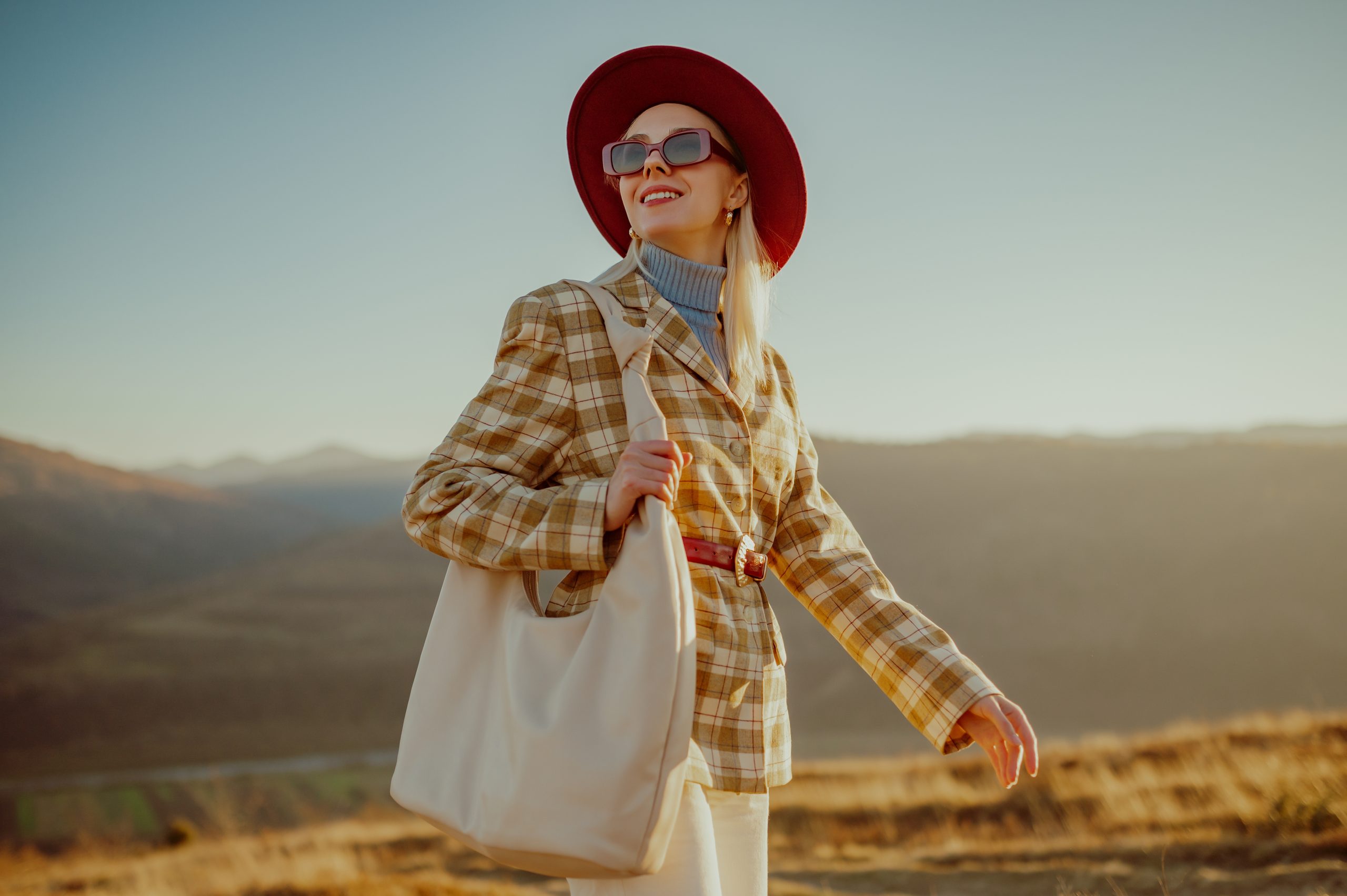 Blazer und Taillengürtel: Der neue Trend für stilbewusste Frauen